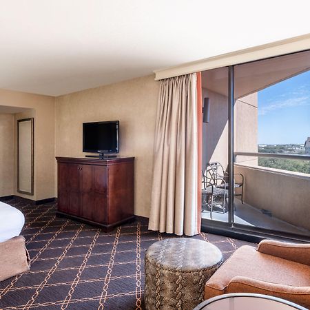 Austin Southpark Hotel Экстерьер фото
