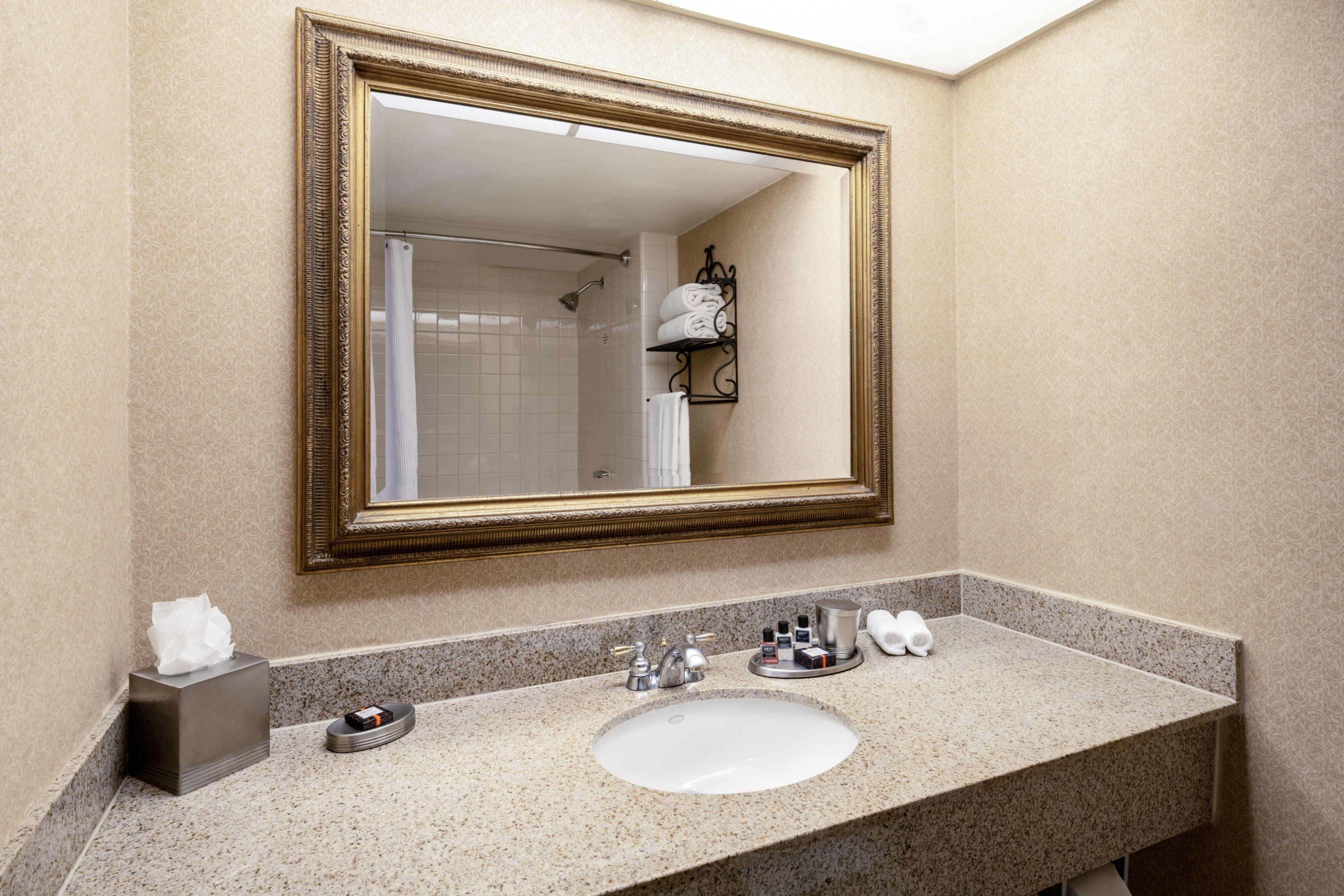 Austin Southpark Hotel Экстерьер фото