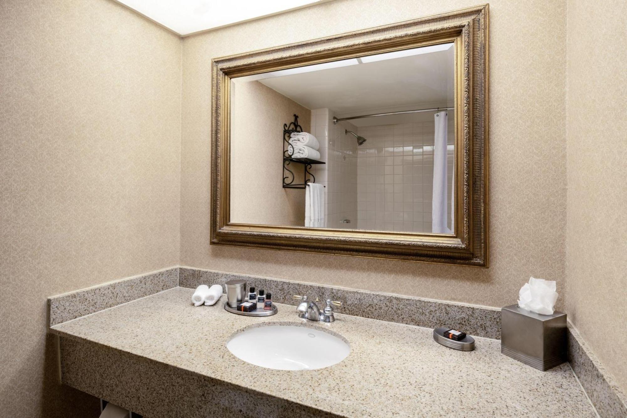 Austin Southpark Hotel Экстерьер фото